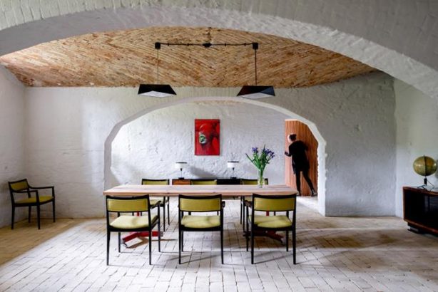 Summer-Apartment_Berlin_Loft-Szczecin_Karolina-Bak_dezeen_936_3 (Copy)