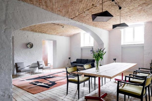 Summer-Apartment_Berlin_Loft-Szczecin_Karolina-Bak_dezeen_936_3 (Copy)
