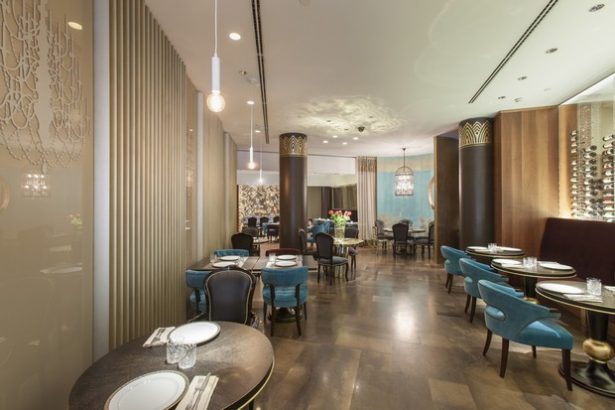 a luxurious dining experience in St. Petersburg (1)