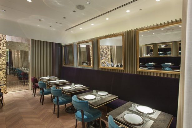 a luxurious dining experience in St. Petersburg (1)