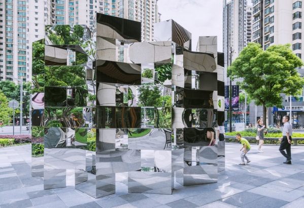 You Must See These 15 Amazing Outdoor Design Installations > Interior Design Blogs > The lates news and trends in the design world > #outdoorinstallations #interiordesignblogs #surrealsculptures