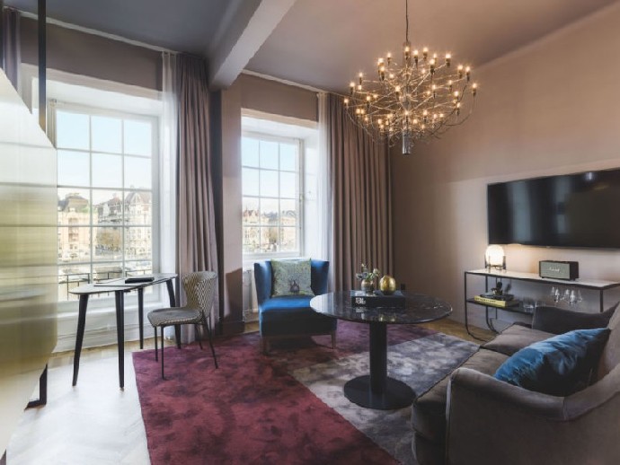 Discover The Newly Renovated Radisson Collection Hotel