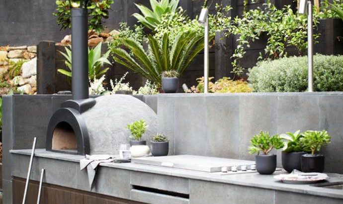 Should the right items for your Outdoor Kitchen (1)